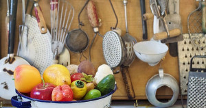 Dịch  vụ gửi Đồ Dùng Gia Đình - Túi Xách - Phụ Kiện Thời Trang từ Sài Gòn đi Mỹ