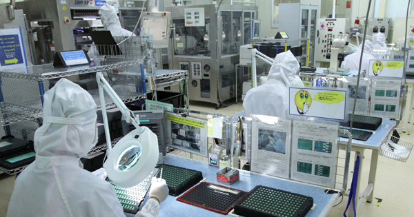 Dịch vụ nhận gửi hàng loa âm ly linh kiện từ Đức về Sài Gòn giá rẻ