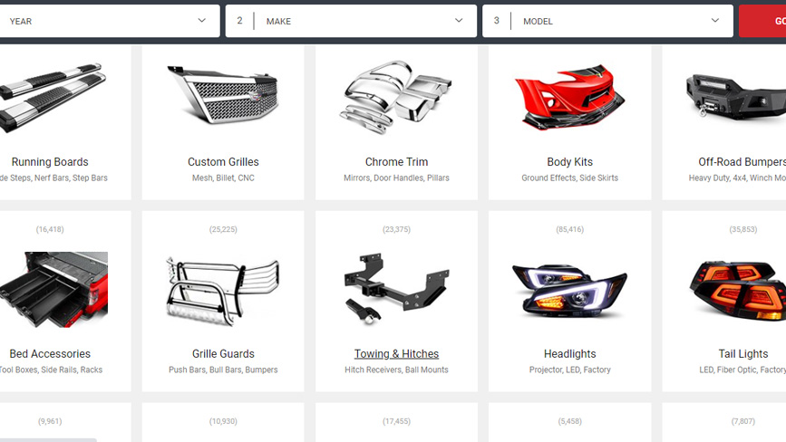 Giao diện website bán phụ tùng xe ô tô Mỹ trực tuyến, cho thấy sự đa dạng sản phẩm.